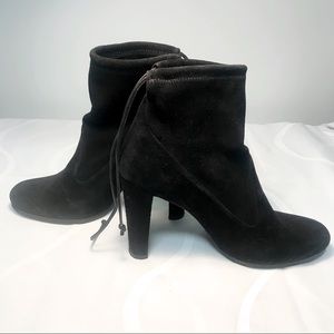 STUART WEITZMAN black suede boots